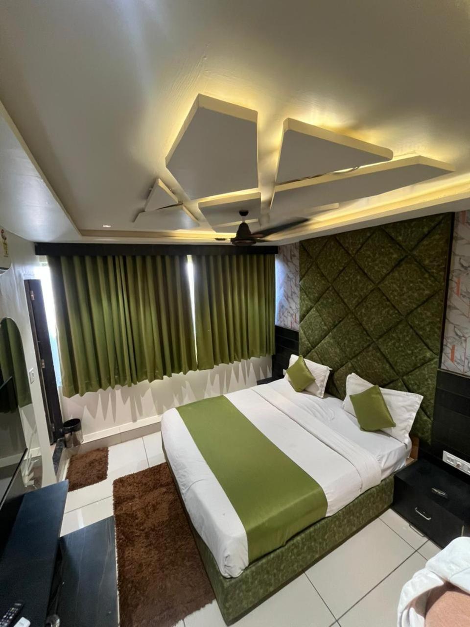 Prime View Hotel Ahmedabad Kamer foto